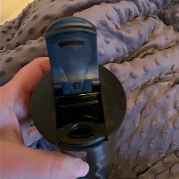 Travel mug - Picture 3 of 5